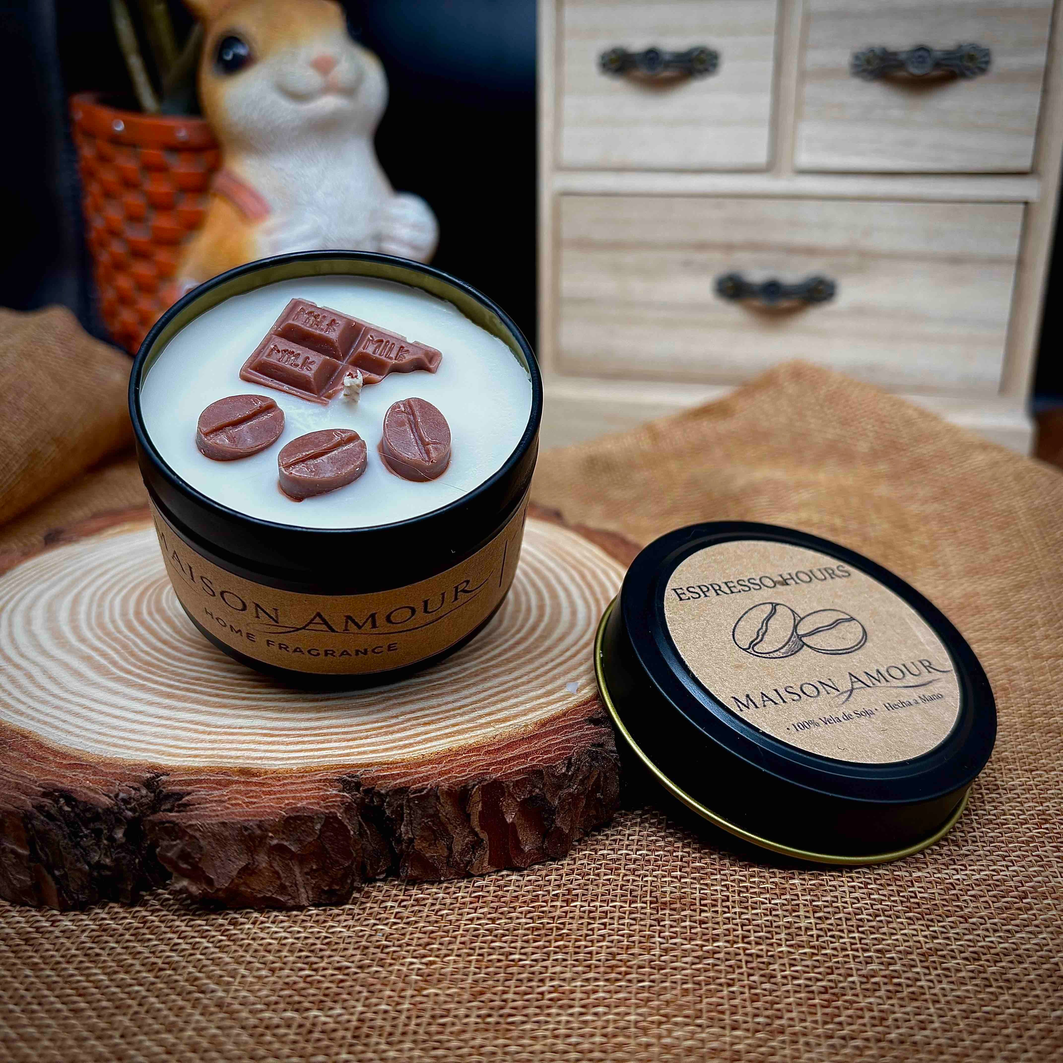 Espresso Hours - Vela Artesanal de Cera de Soja (100g)